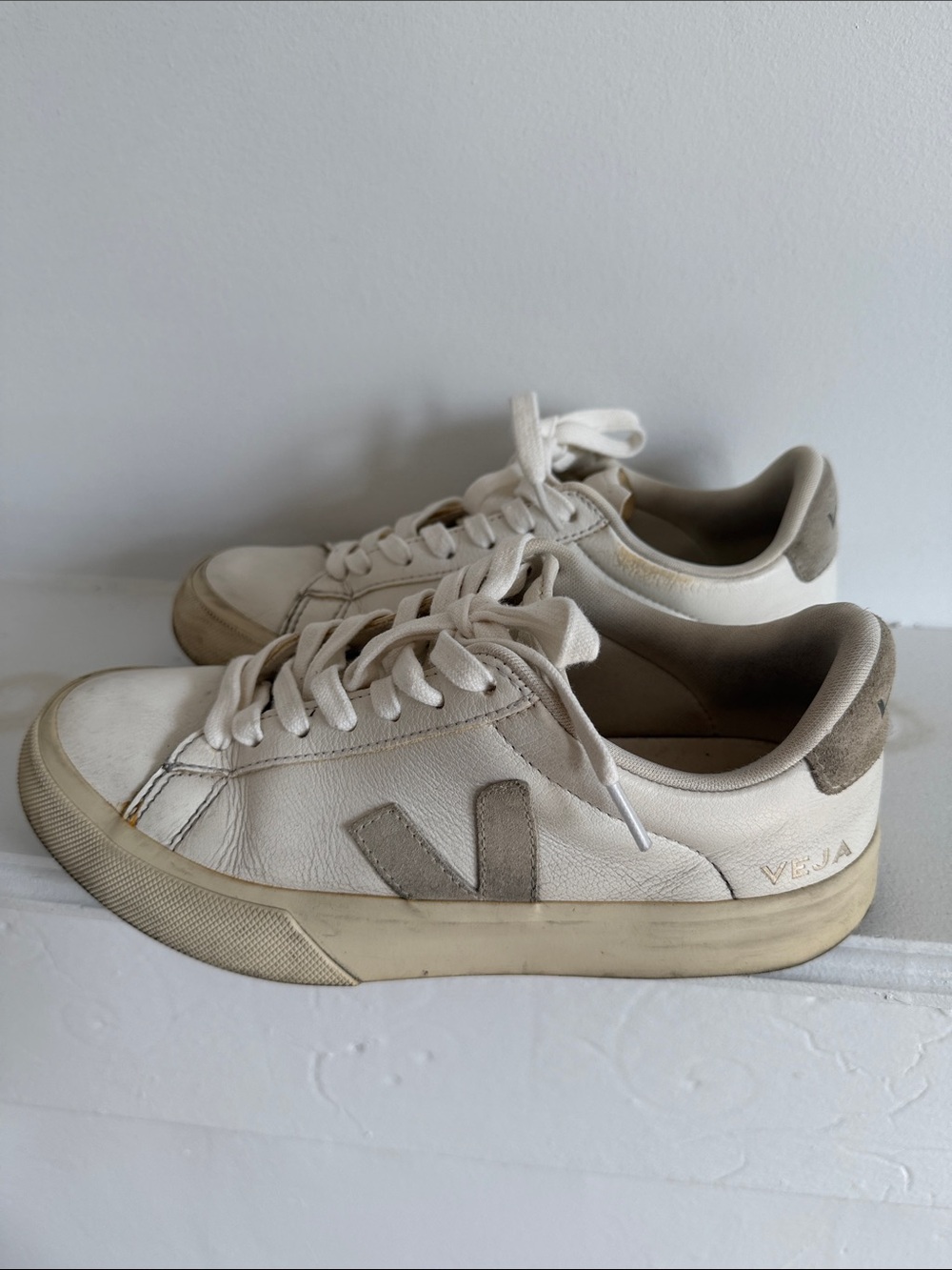 Veja CAMPO LEATHER WHITE NATURAL